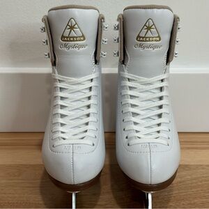 Jackson Ultima Mystique JS1491 Ladies Girls White Figure Ice Skates Size 3